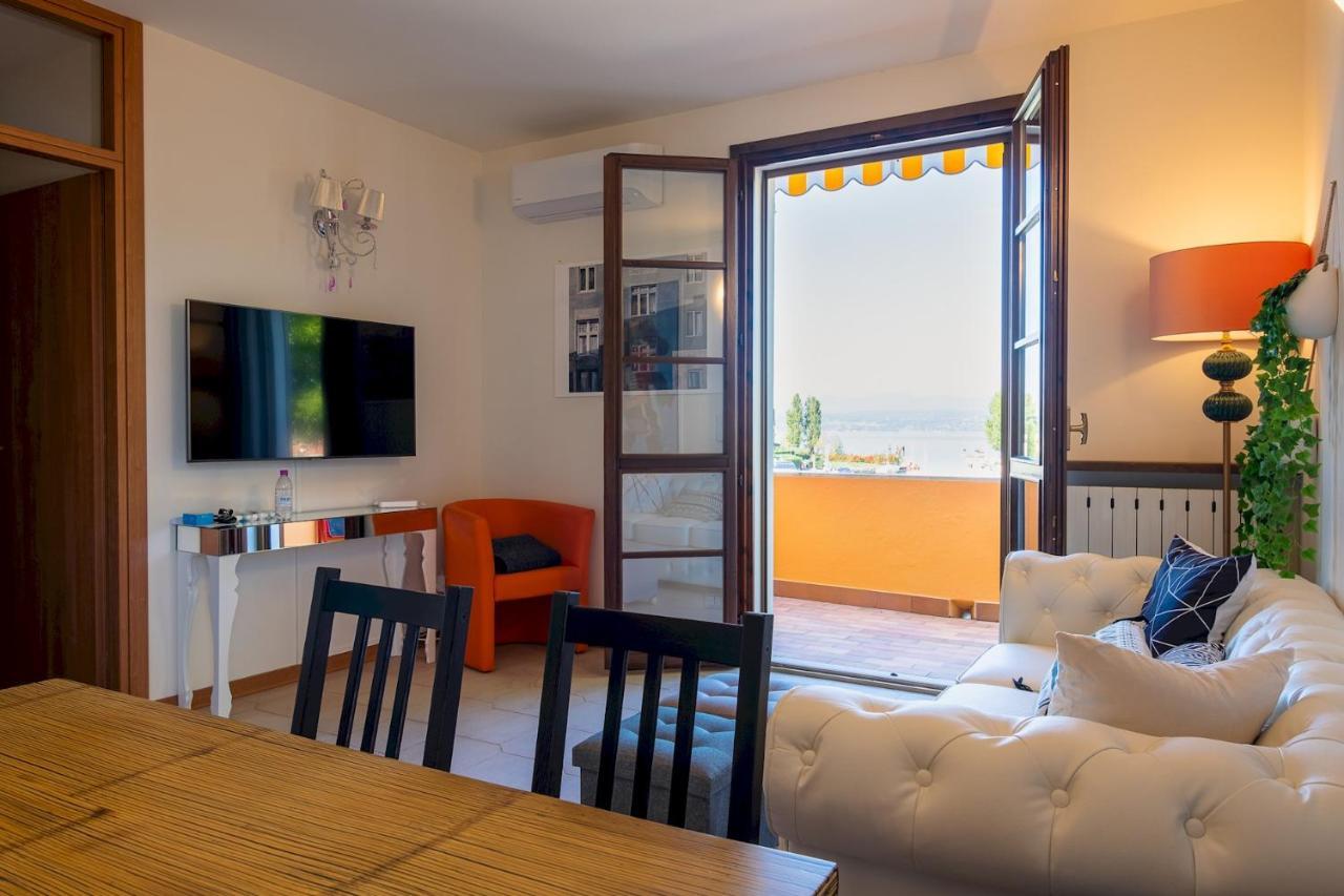 La Casa Sul Porto - Italian Homing Apartment Sirmione Luaran gambar