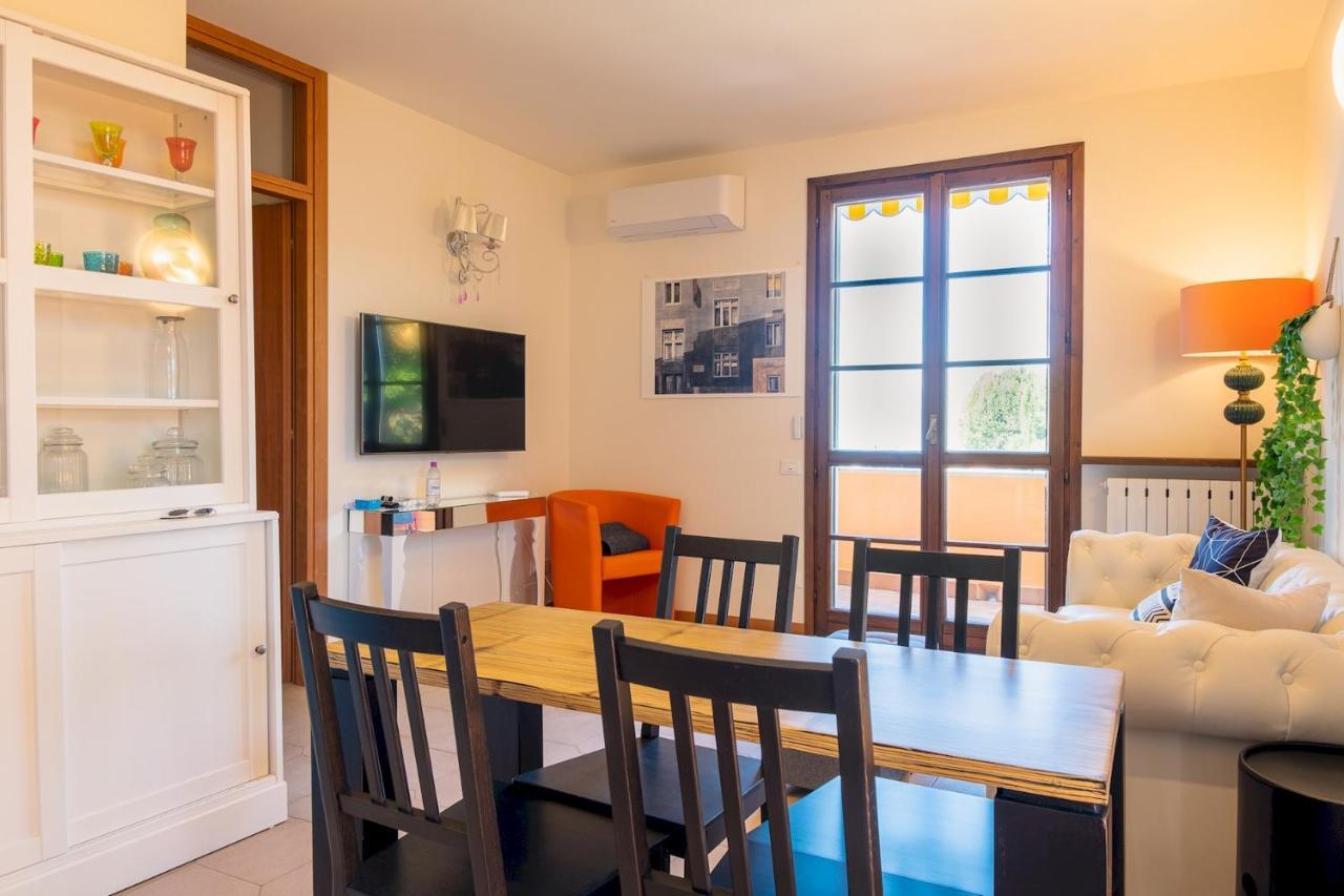 La Casa Sul Porto - Italian Homing Apartment Sirmione Luaran gambar