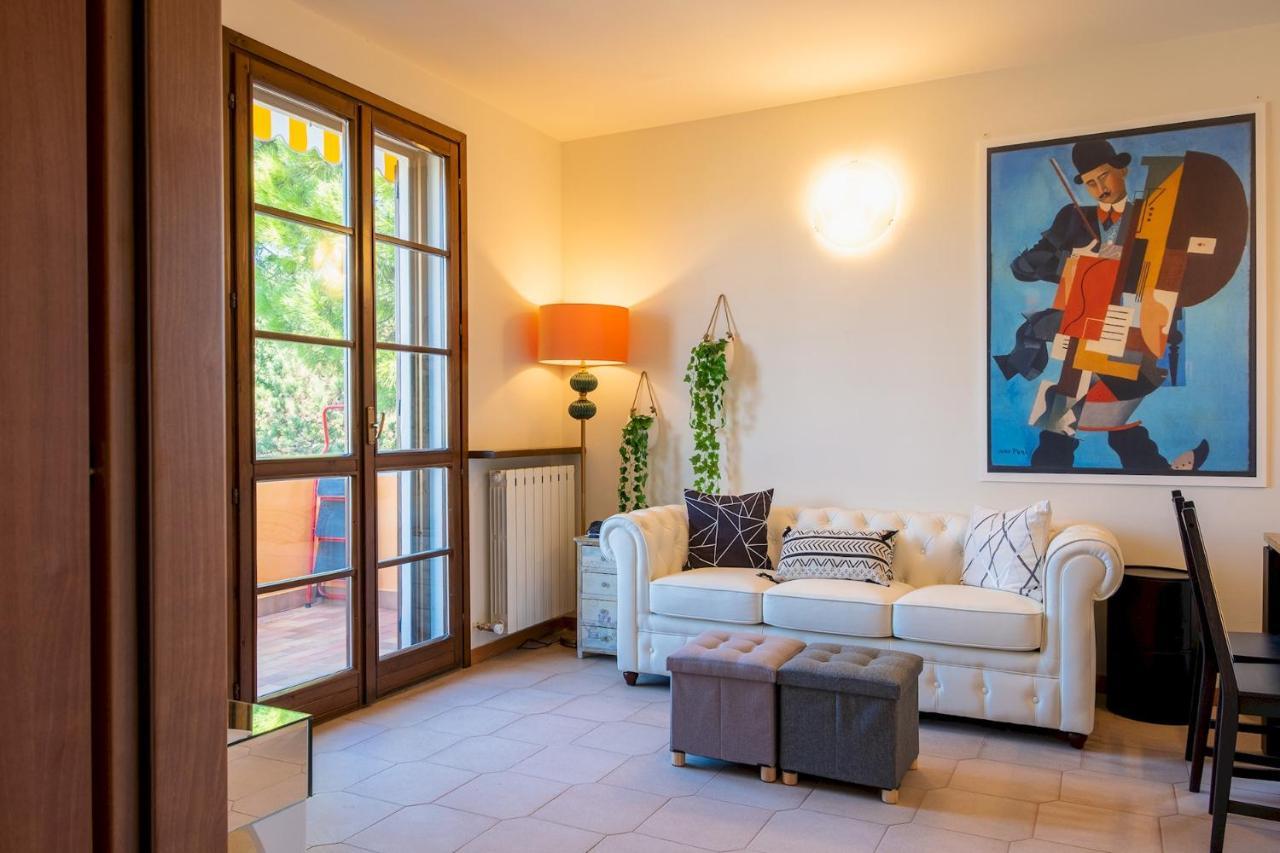 La Casa Sul Porto - Italian Homing Apartment Sirmione Luaran gambar