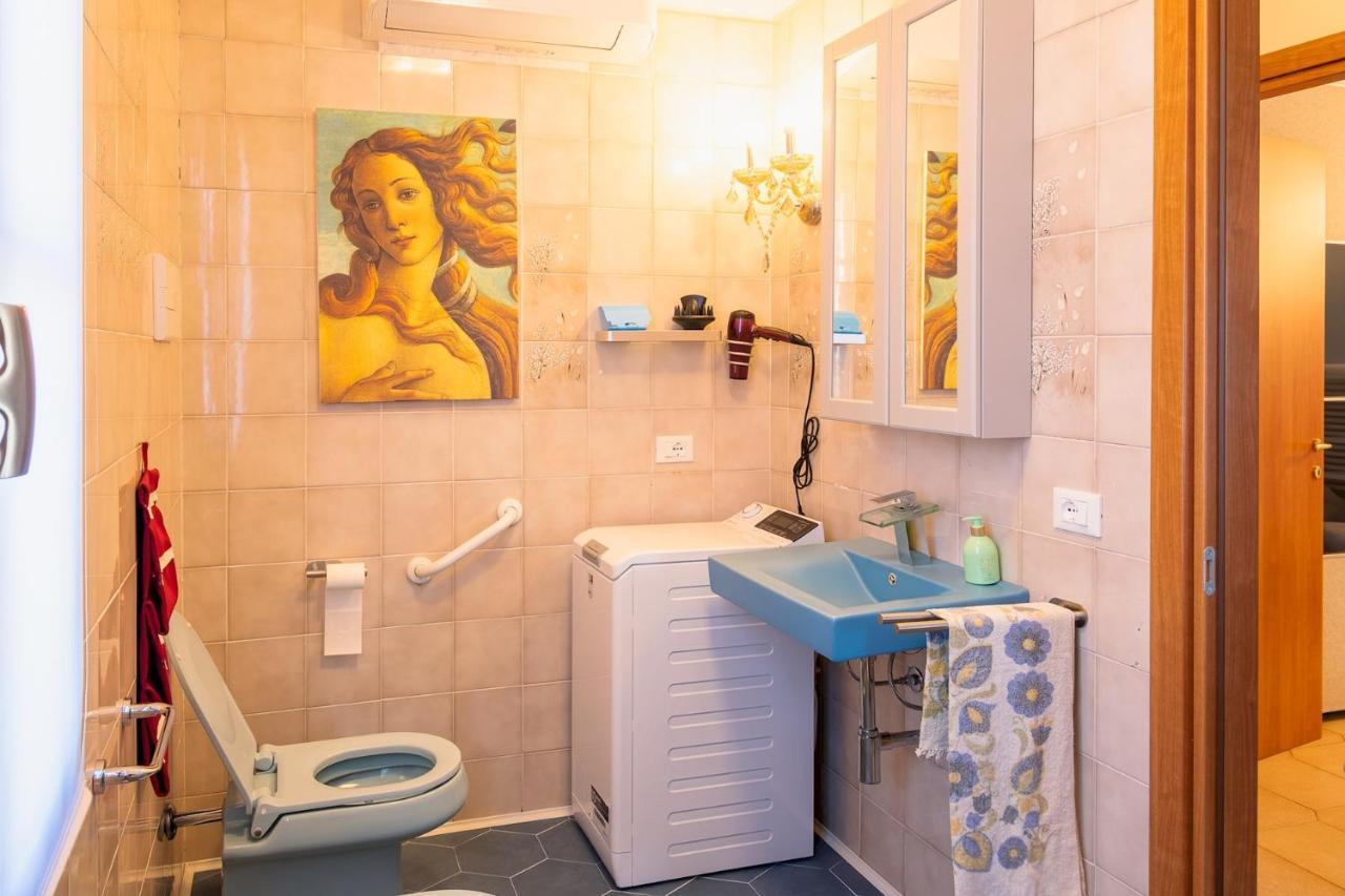 La Casa Sul Porto - Italian Homing Apartment Sirmione Luaran gambar