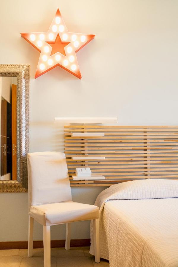 La Casa Sul Porto - Italian Homing Apartment Sirmione Luaran gambar